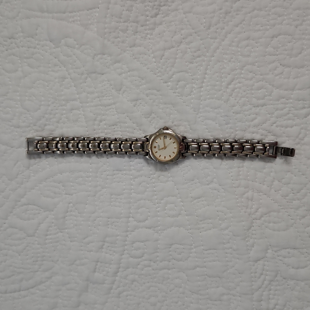 Citizen Women's Watch, 7 inch, silver and gold